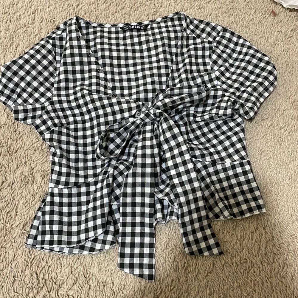 black and white shein top, size small